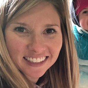 Meet your Posher, Nicnicolina